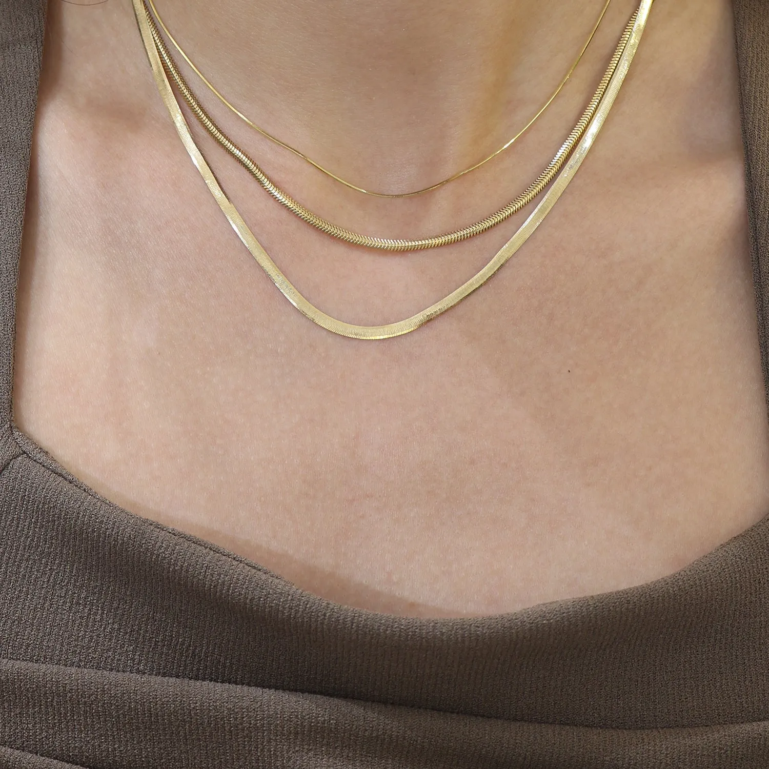 18k Yellow Gold 2.5mm Herringbone Chain Necklace