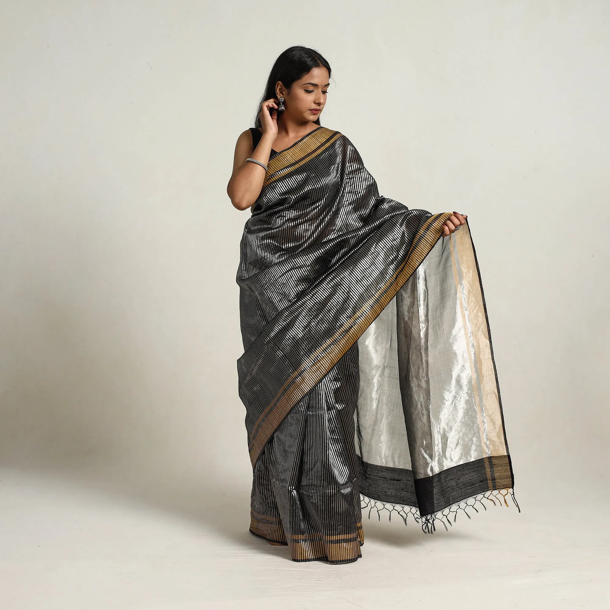 Black - Festive Desi Tussar Silk Bhagalpuri Handloom Saree 04