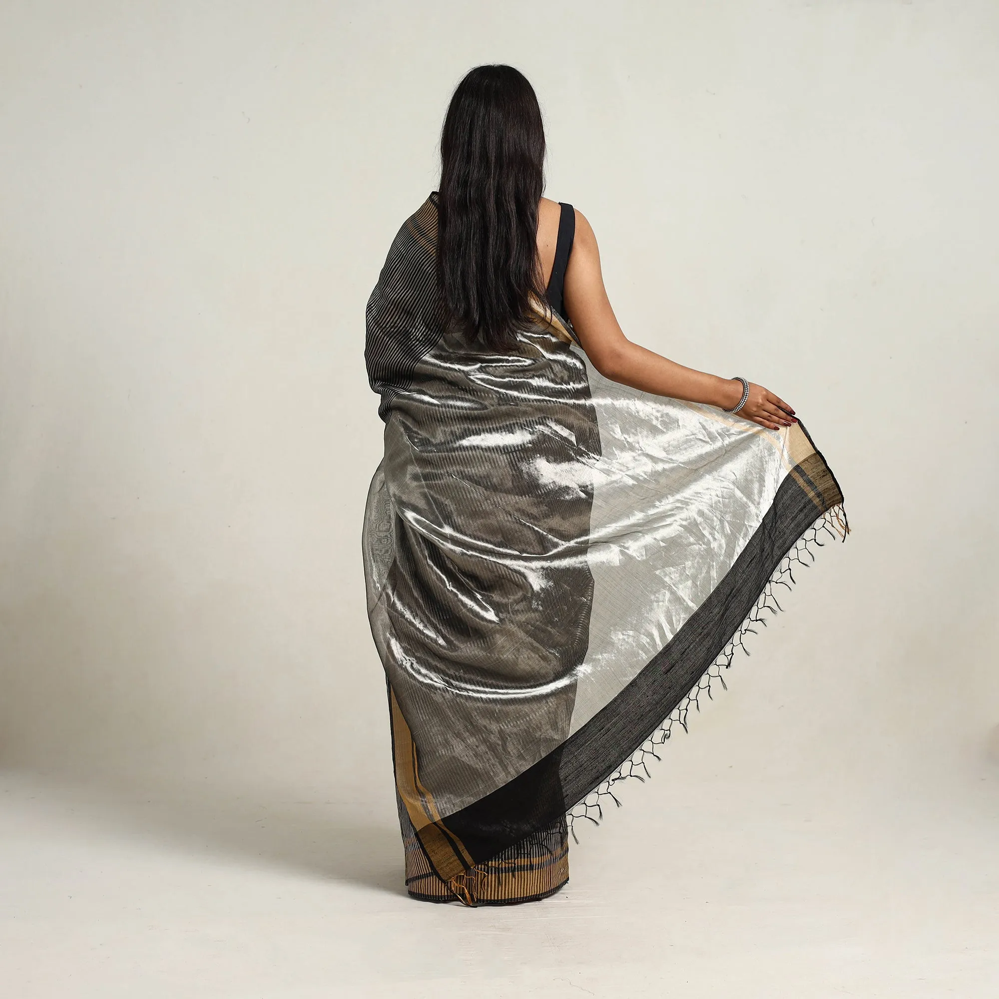 Black - Festive Desi Tussar Silk Bhagalpuri Handloom Saree 04