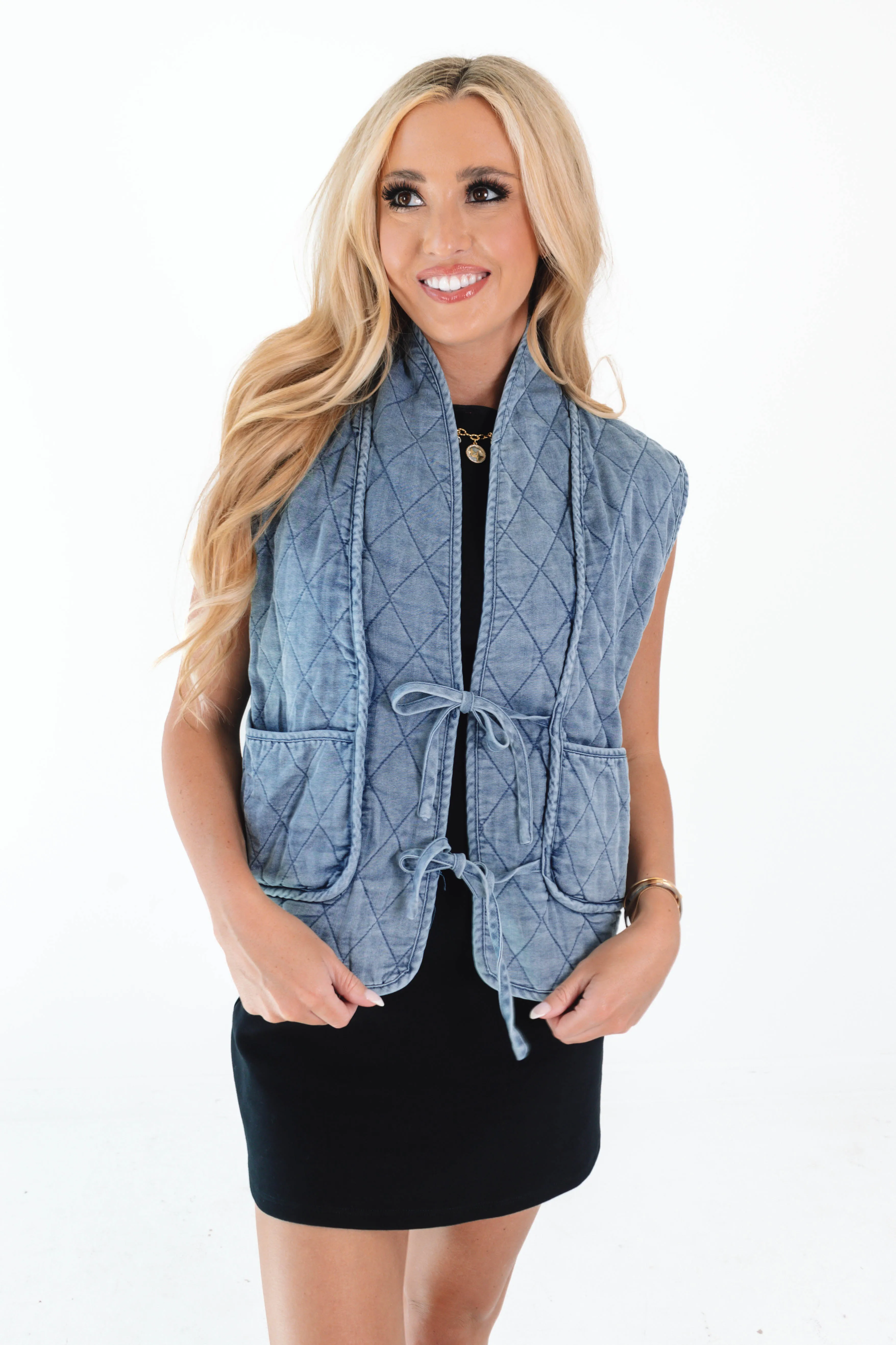 Coastal Cowgirl Vest - Denim