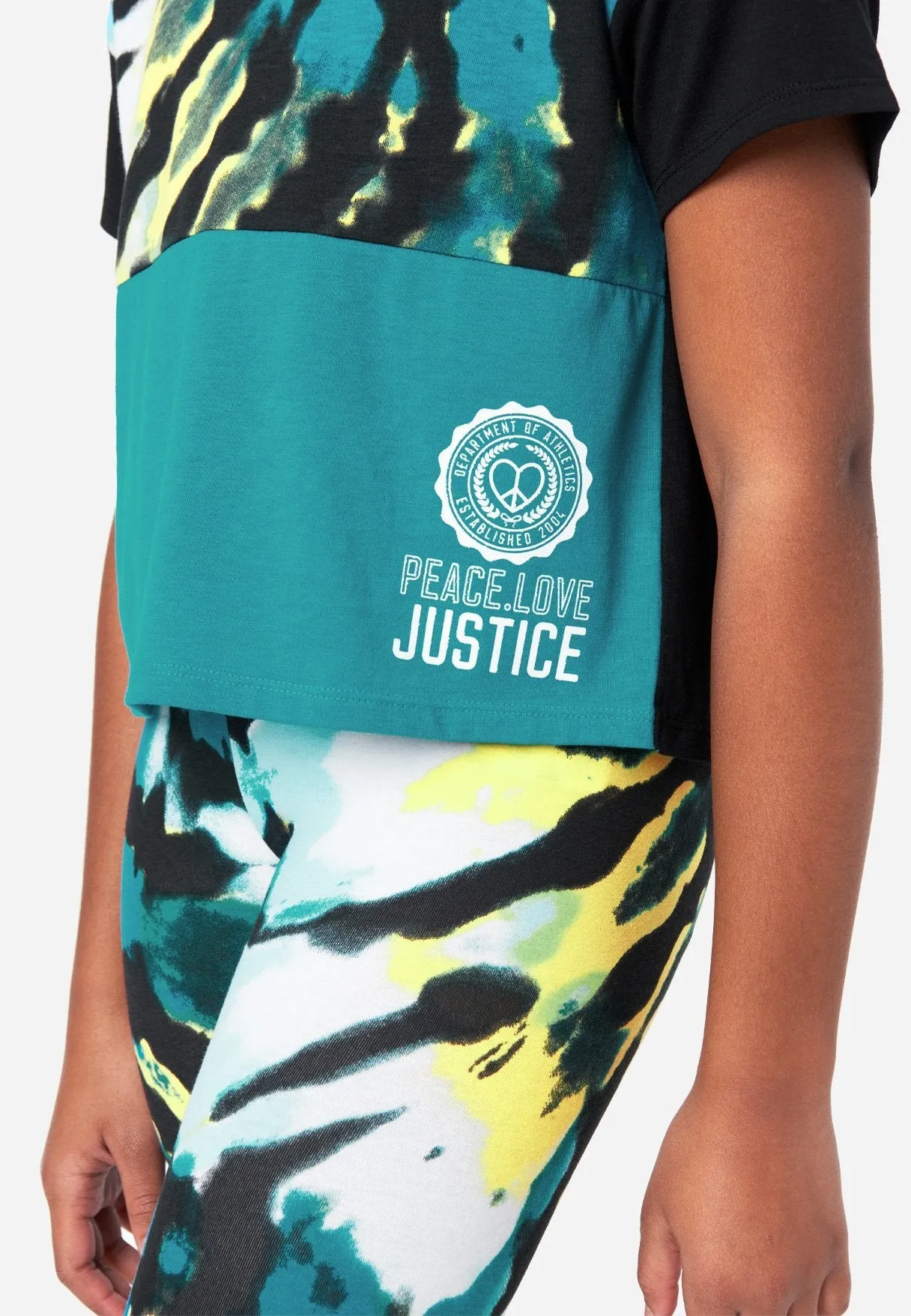 Color Block Scoop Neck Tee