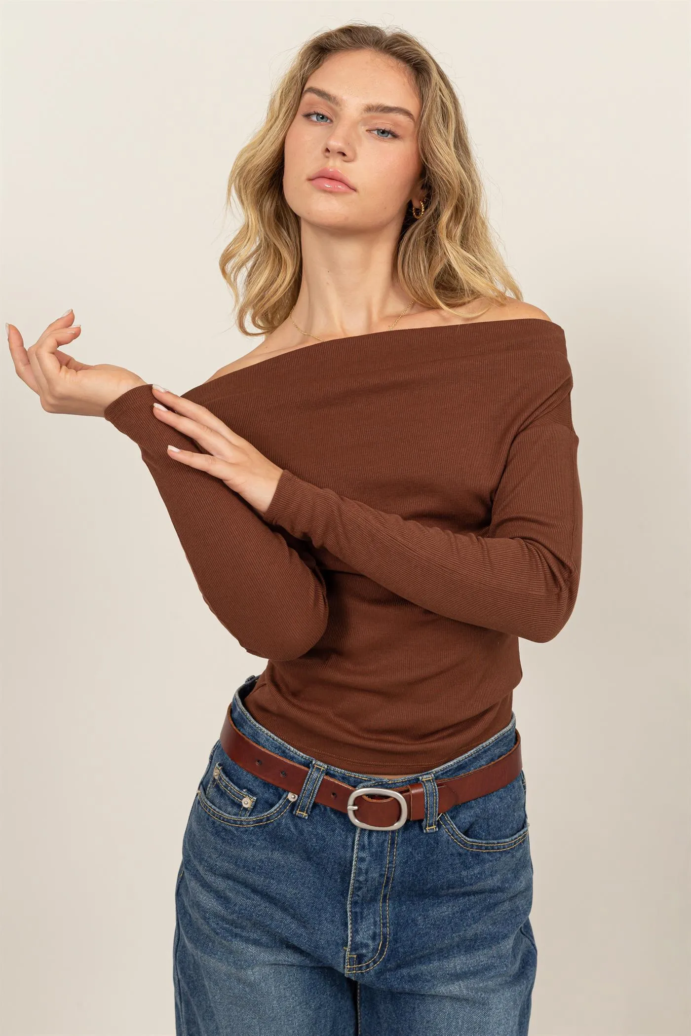 DZ24F361-OFF-THE-SHOULDER RIBBED KNIT TOP