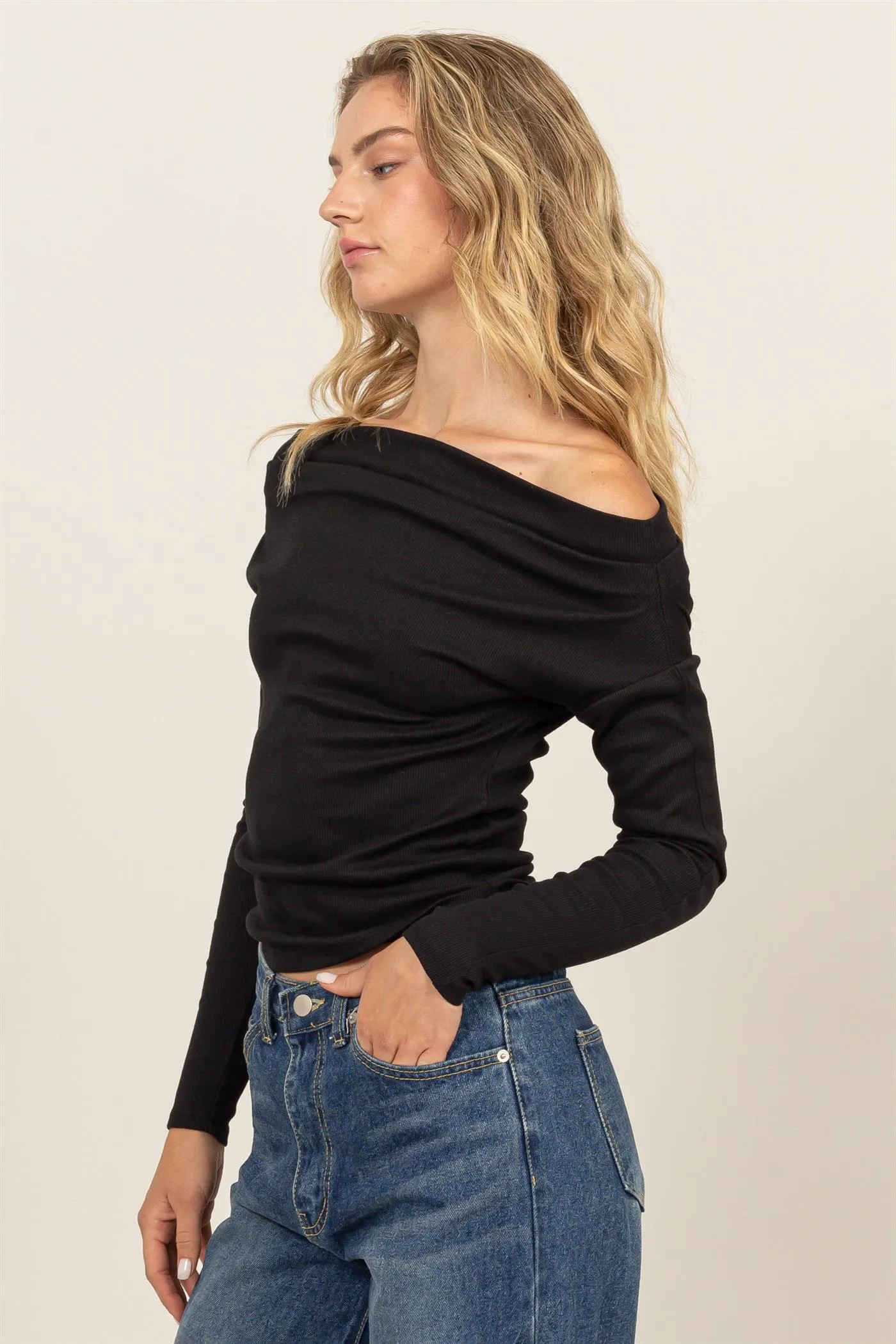 DZ24F361-OFF-THE-SHOULDER RIBBED KNIT TOP