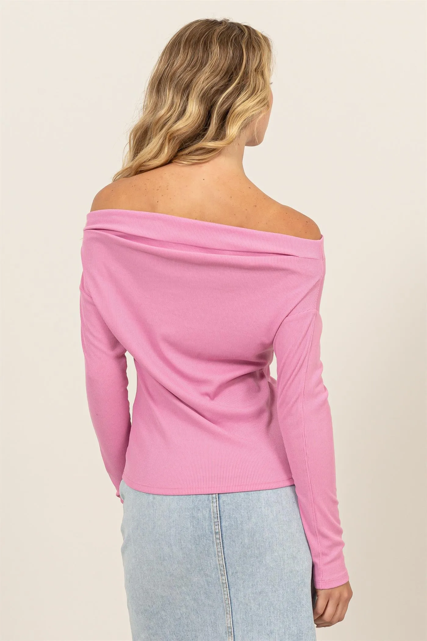 DZ24F361-OFF-THE-SHOULDER RIBBED KNIT TOP