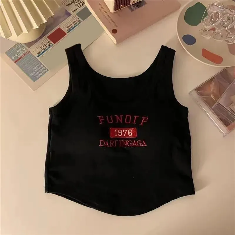 Embroidery Letter Knitted Short Tank Tops With Bra Pad Crop Top Woman Y2K Streetwear Fashion Women T-shirt Sleeveless Camisole