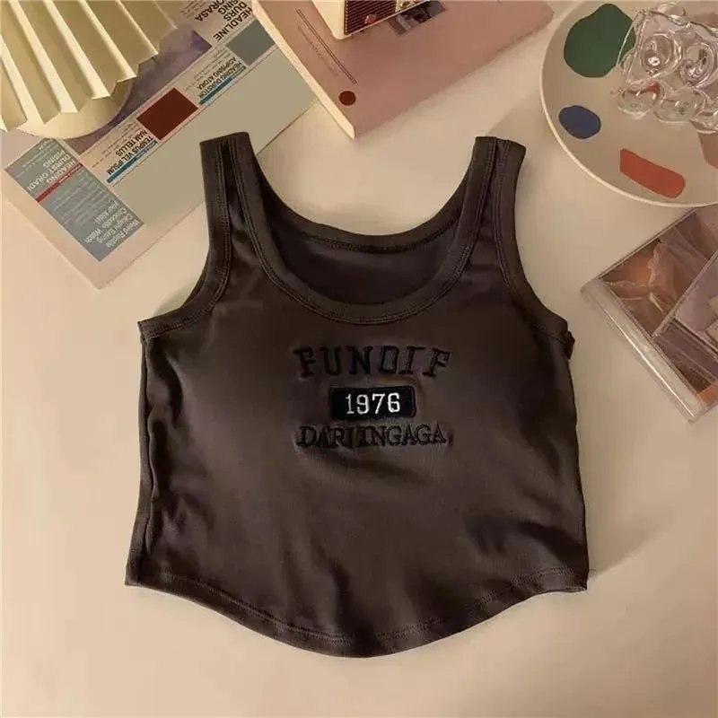 Embroidery Letter Knitted Short Tank Tops With Bra Pad Crop Top Woman Y2K Streetwear Fashion Women T-shirt Sleeveless Camisole