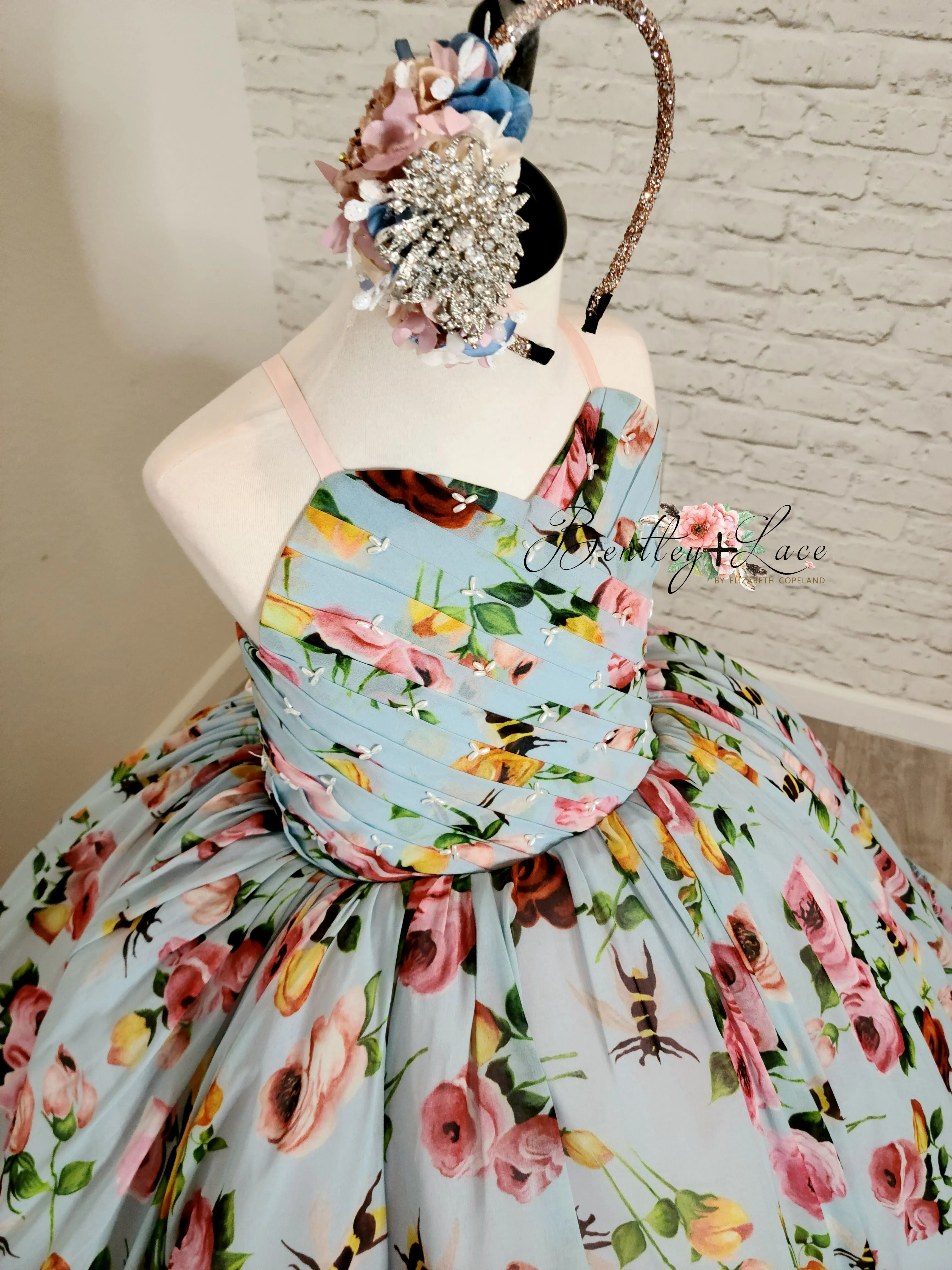 Euc "Margot" -  Floor Length Floral Chiffon Gown ( 6 Year - Petite 7 Year)