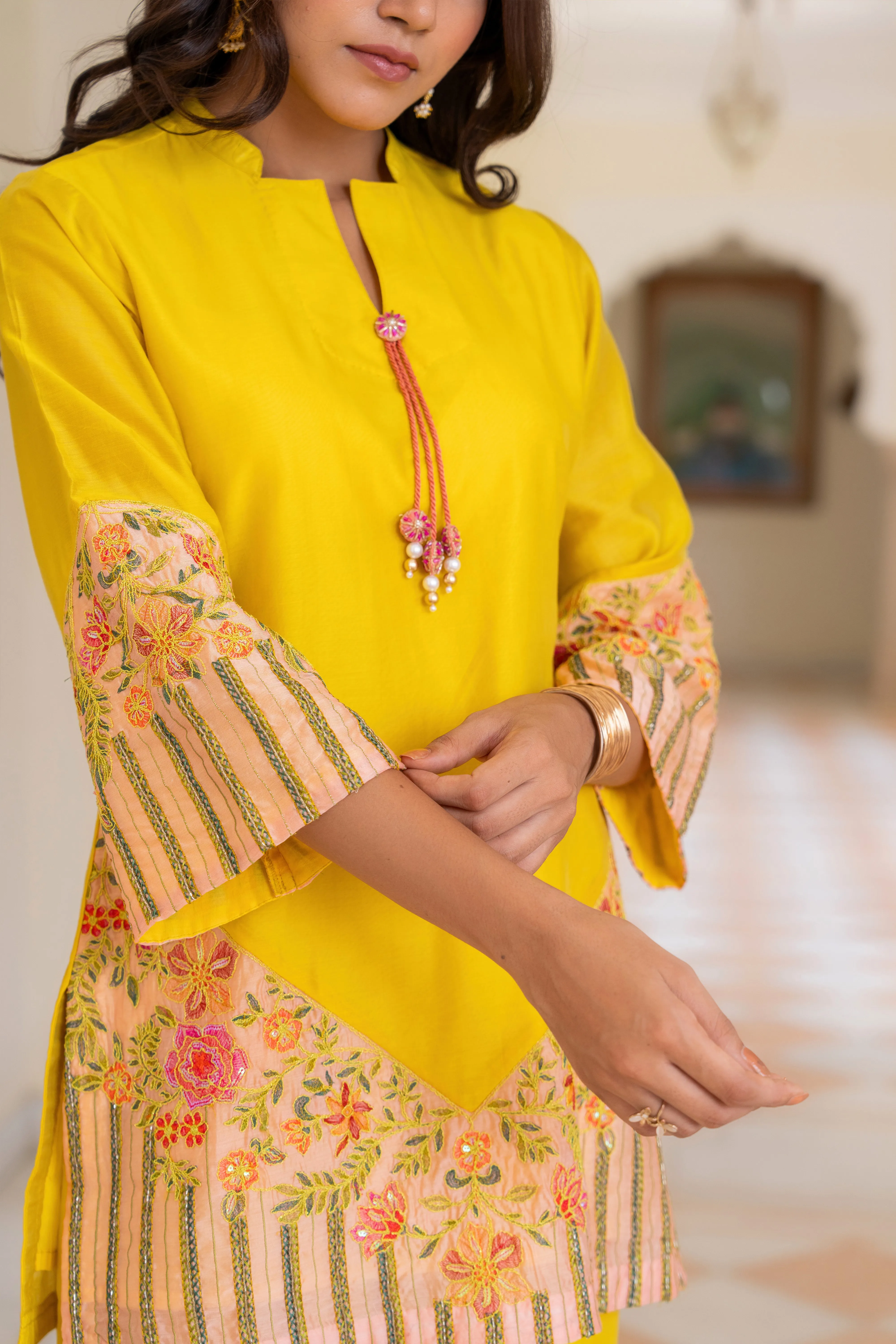 FASHION WEAR COLORBLOCKING 2PC CO-ORD SET EMBELLISHED WITH ADDA WORK DETAILS