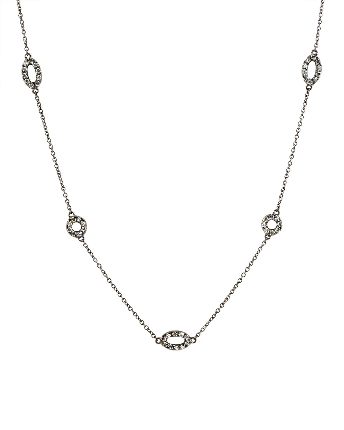 Helène Oval Classic Layering Necklace