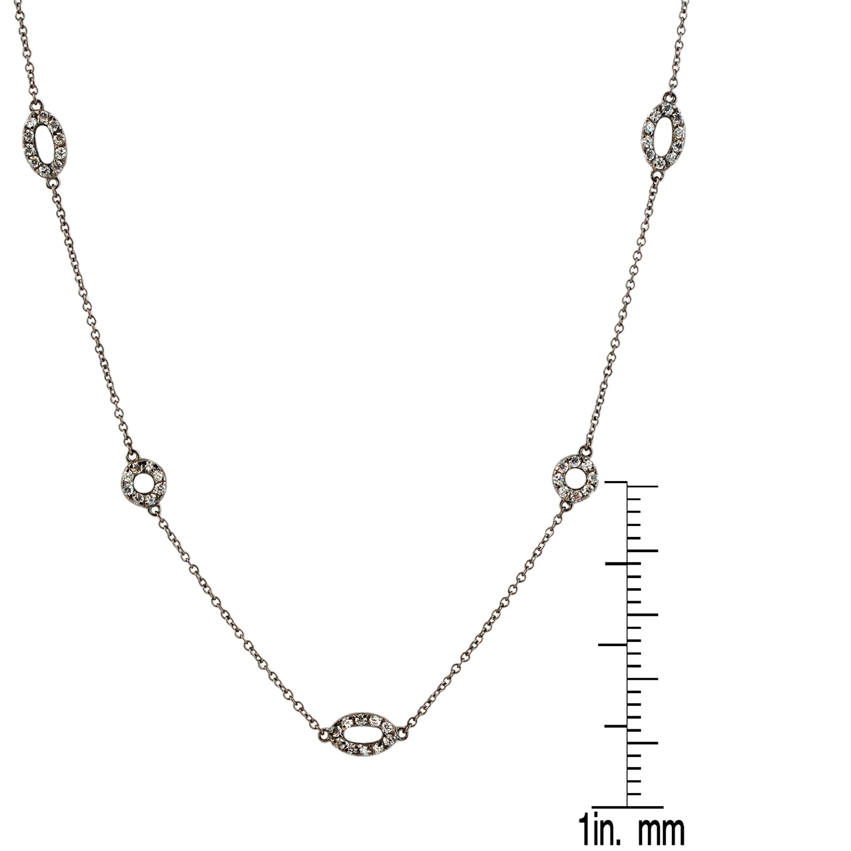 Helène Oval Classic Layering Necklace