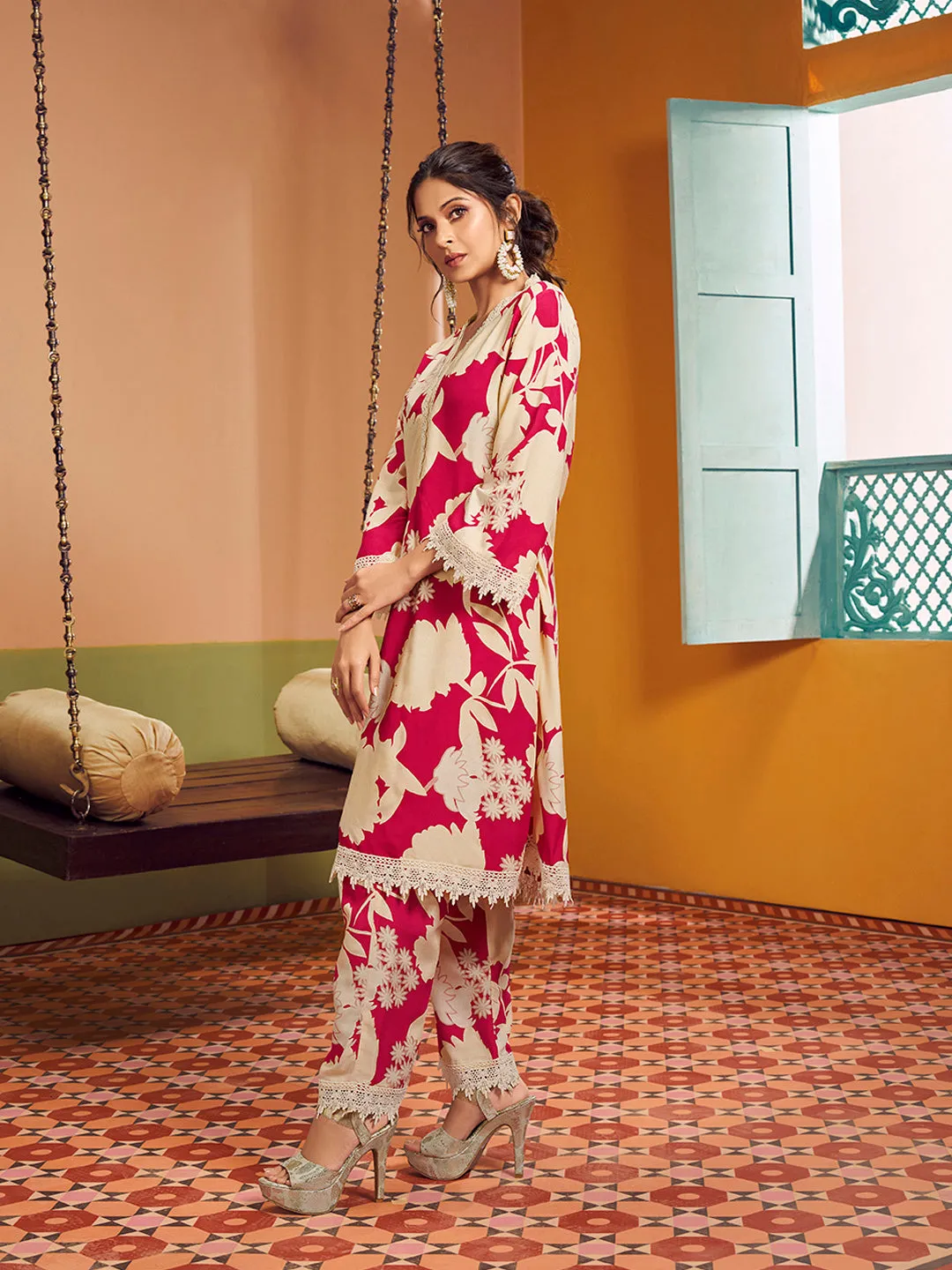 Jashvi Jennifer Winget Pink & Beige Colour Floral Printed Kurta set