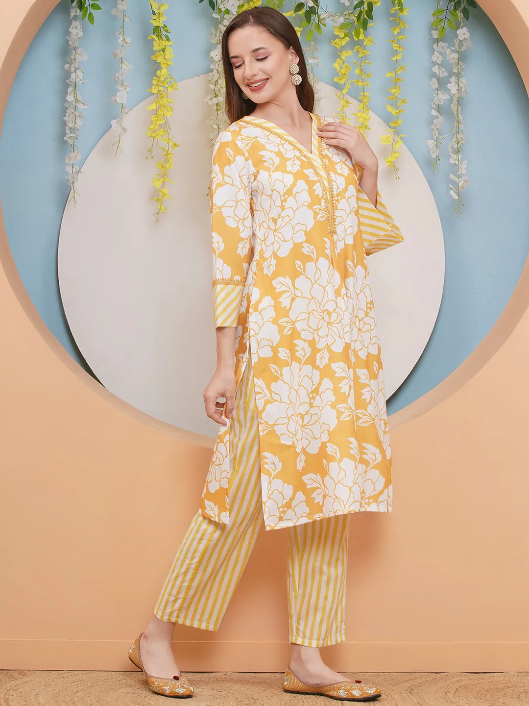 Jashvi Yellow & White Floral With Stripes Printed Kurta set