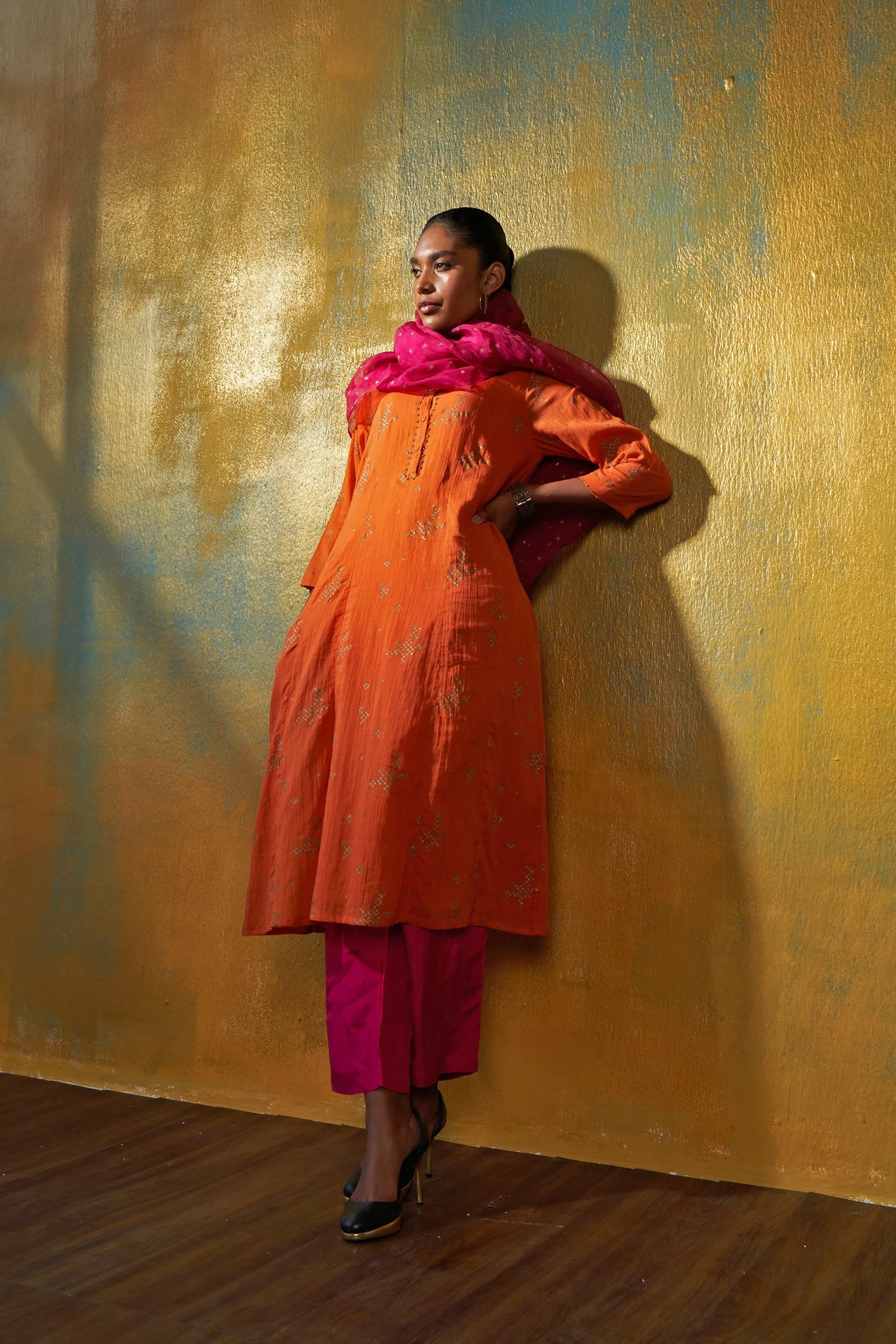 Kesar Gold Printed Kurta w/ Button Placket