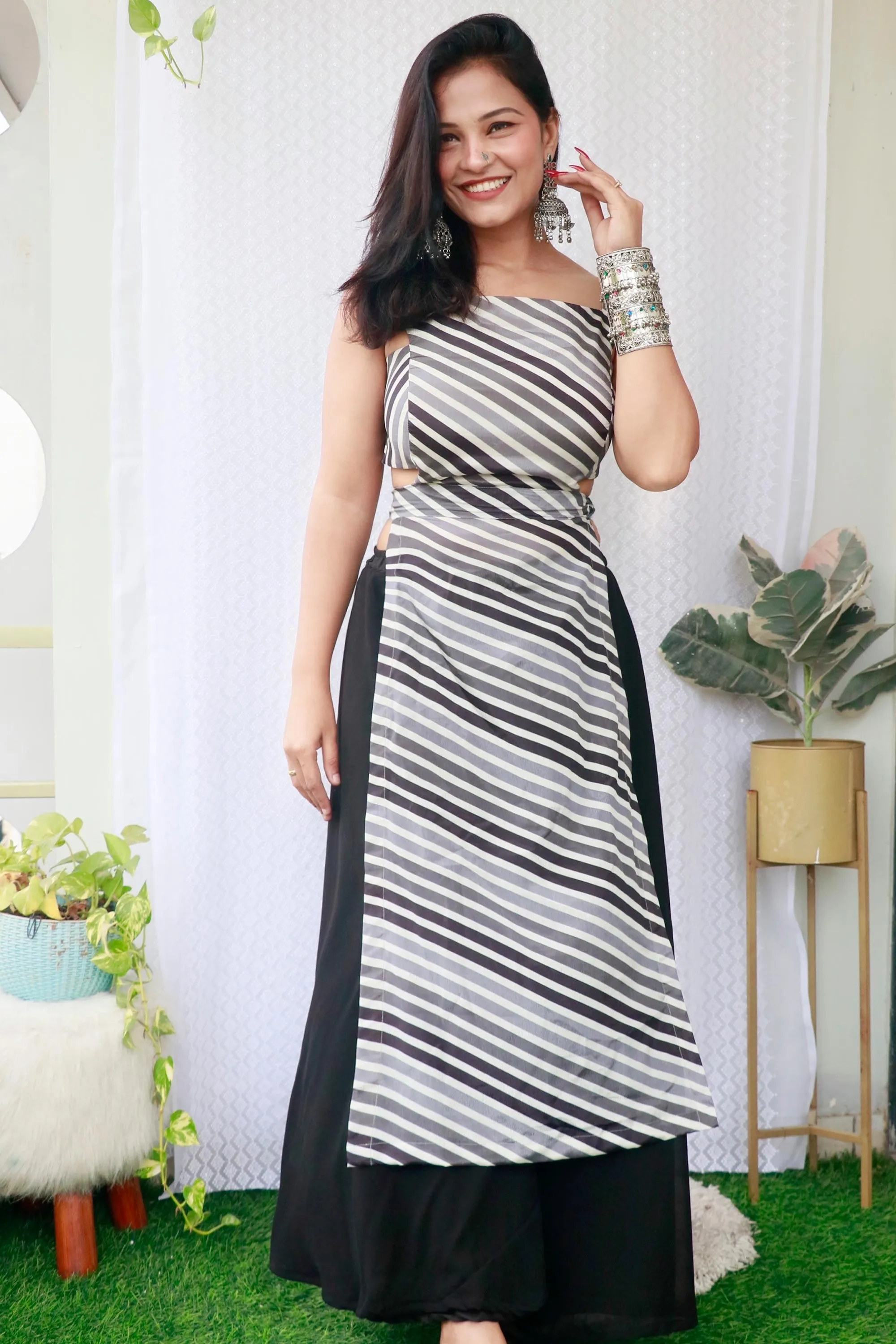 KIARA CHINON STRIPED KURTA SET