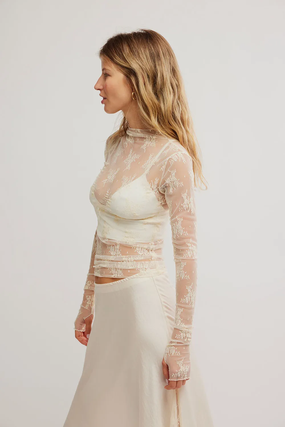 LADY LUX LAYERING TOP