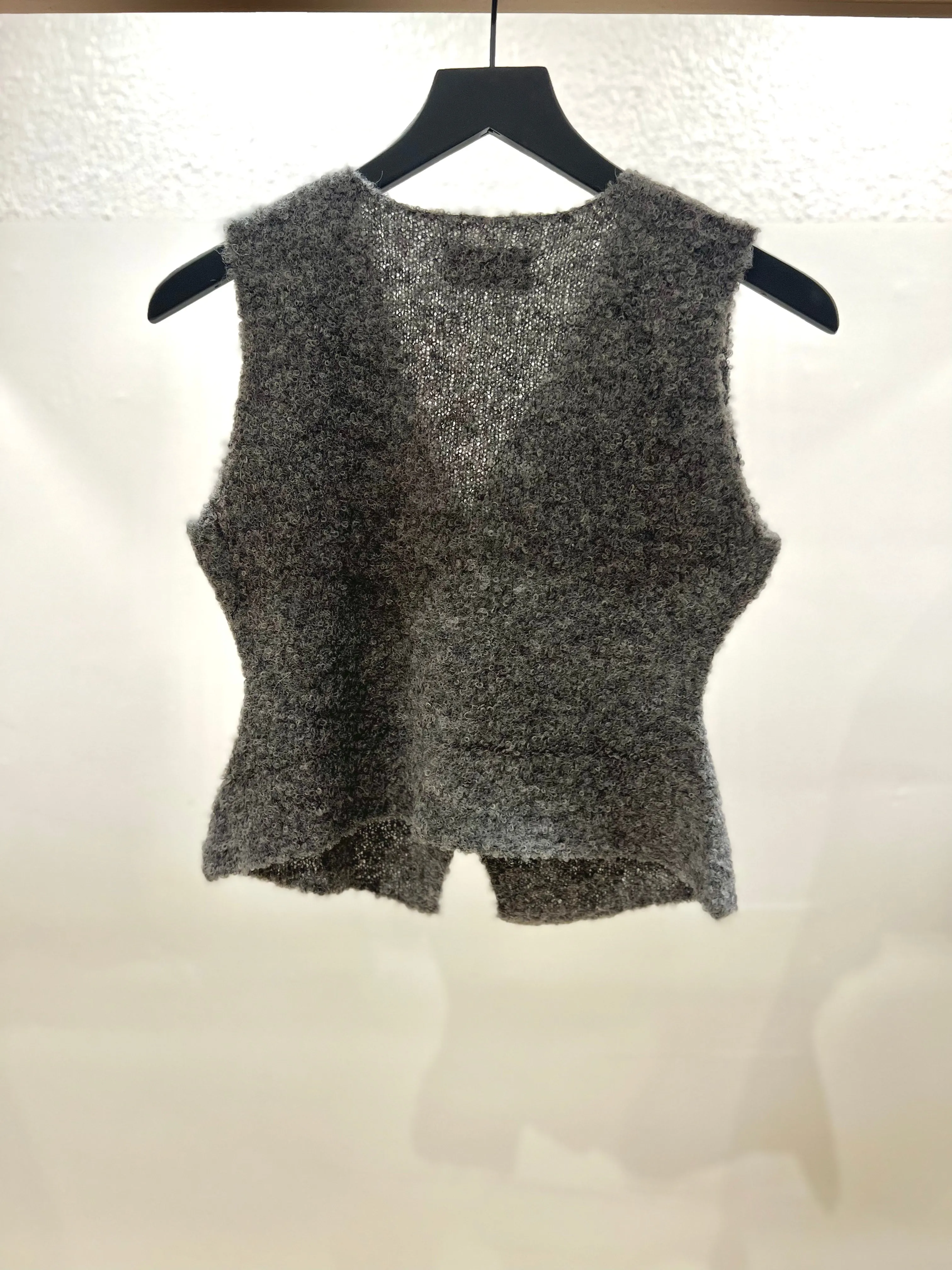 LENNOX VEST - DARK GREY