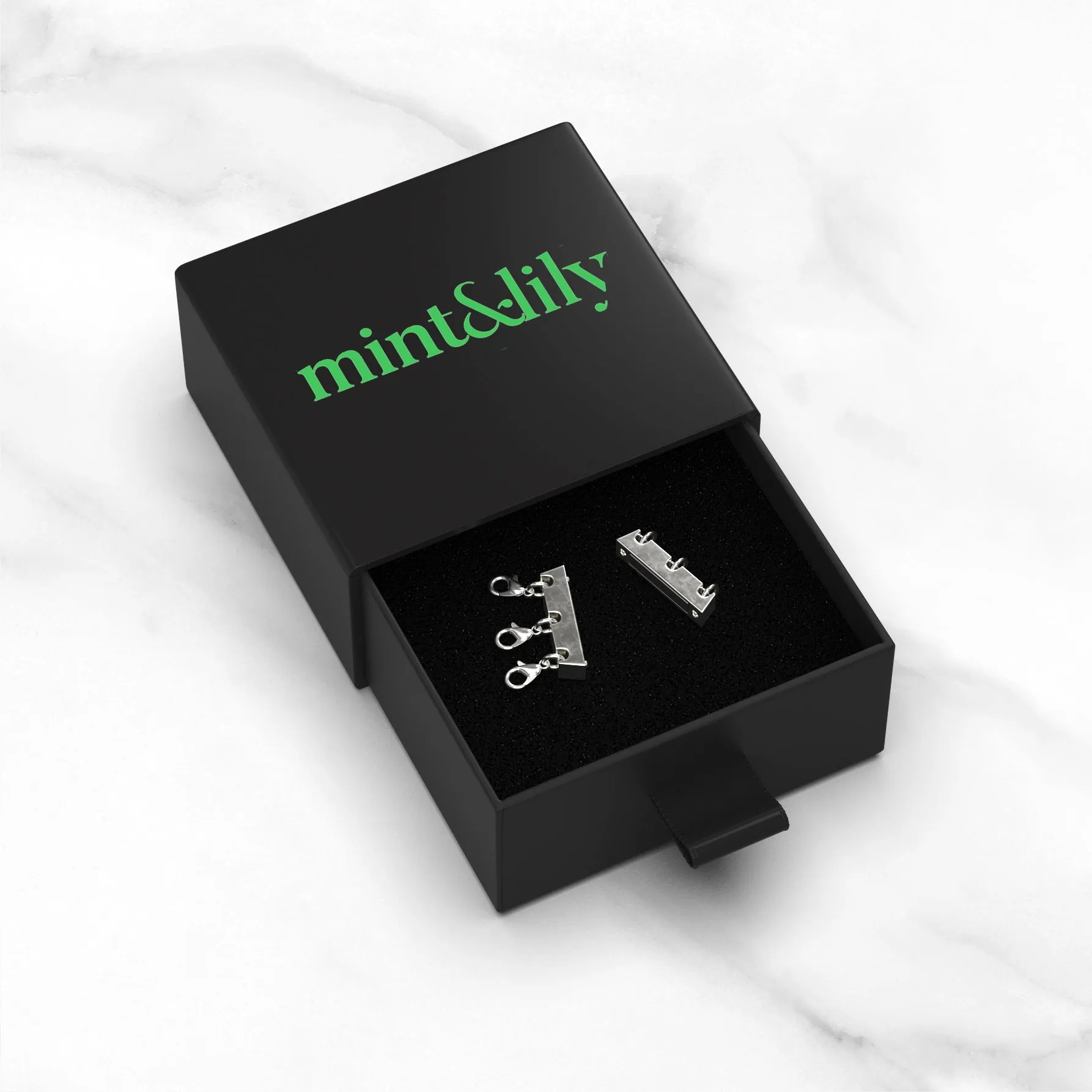 Magnetic Layering Clasp