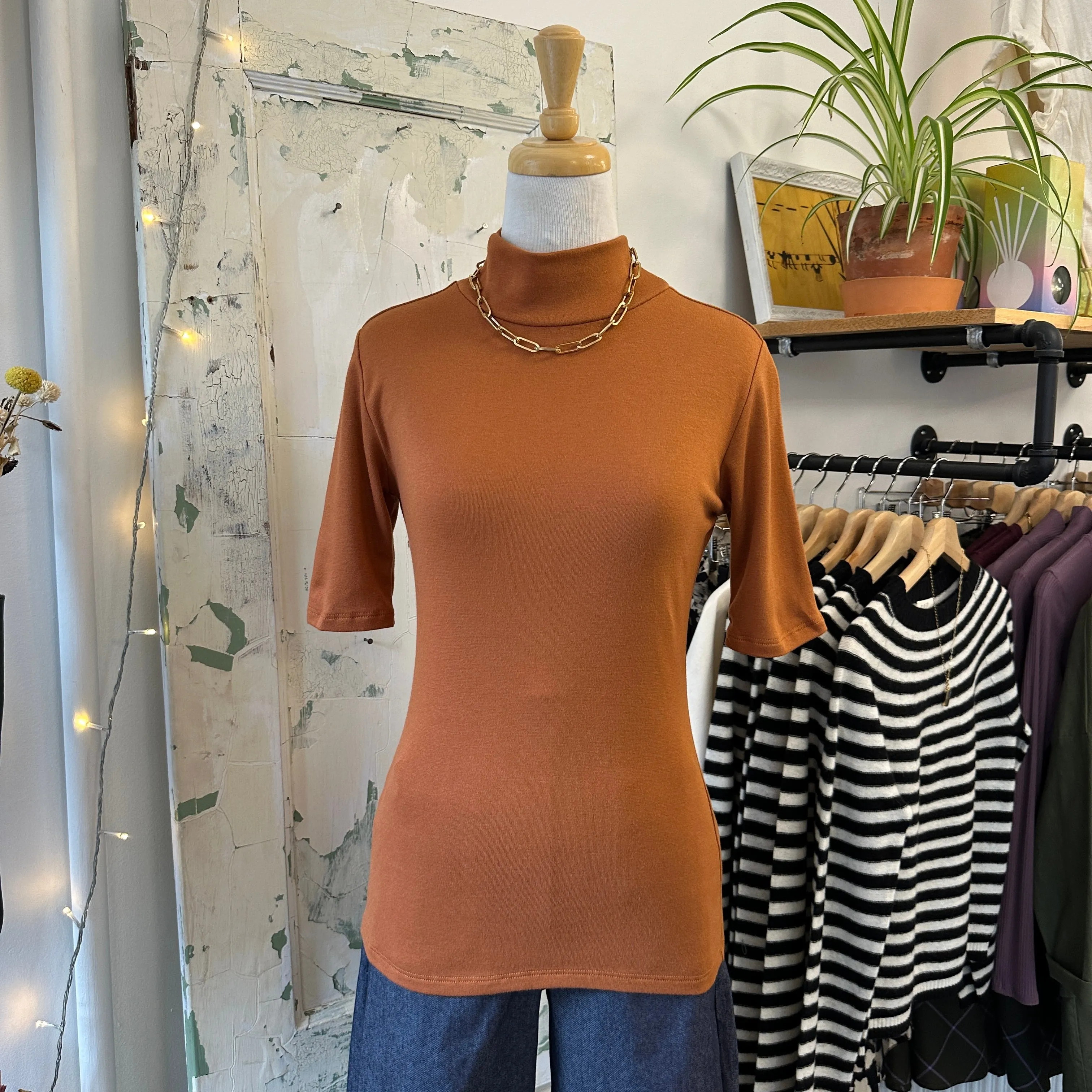 Meemoza // Sara Top Cognac