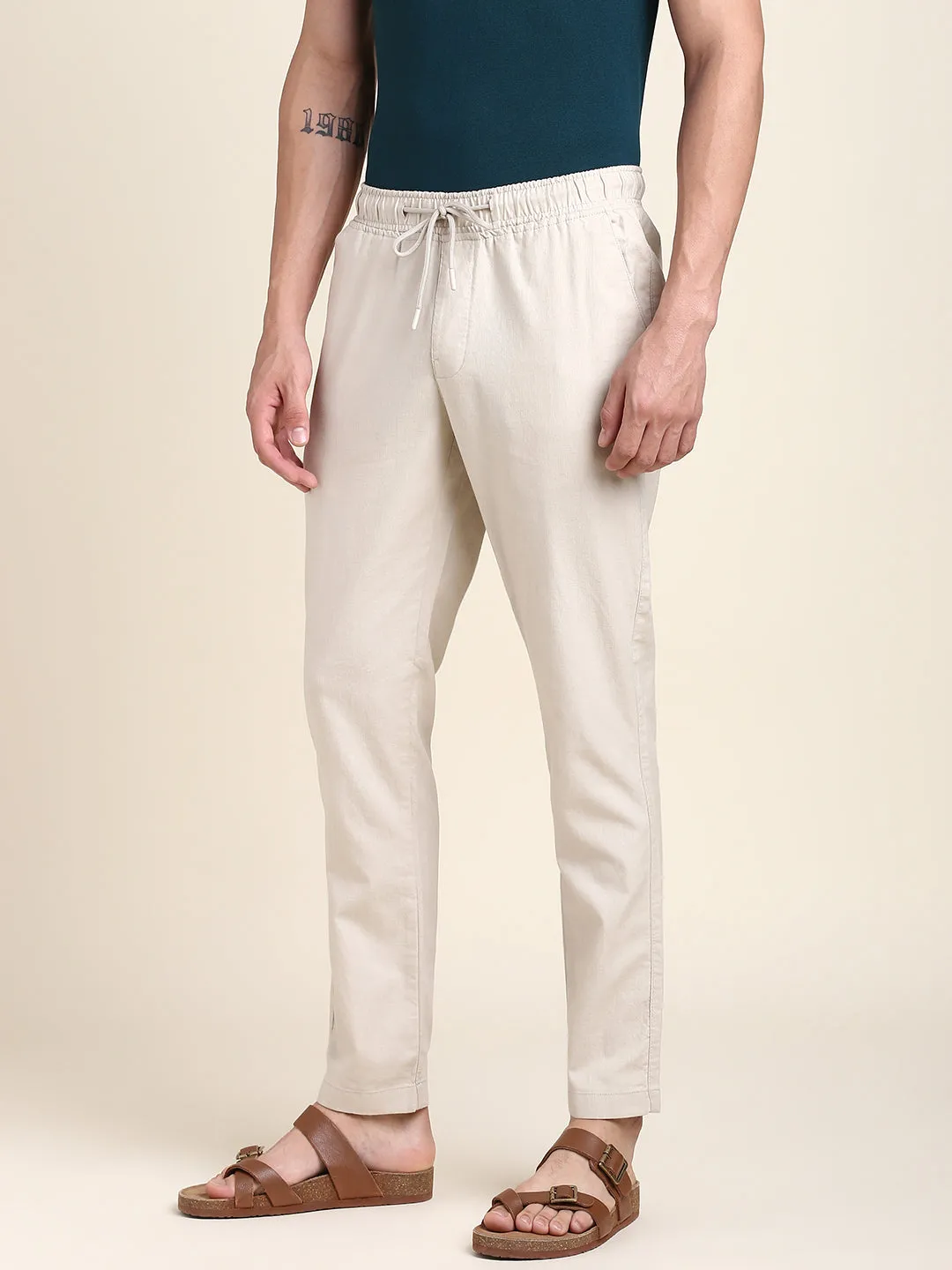 Men's Beige Solid Linen Trouser