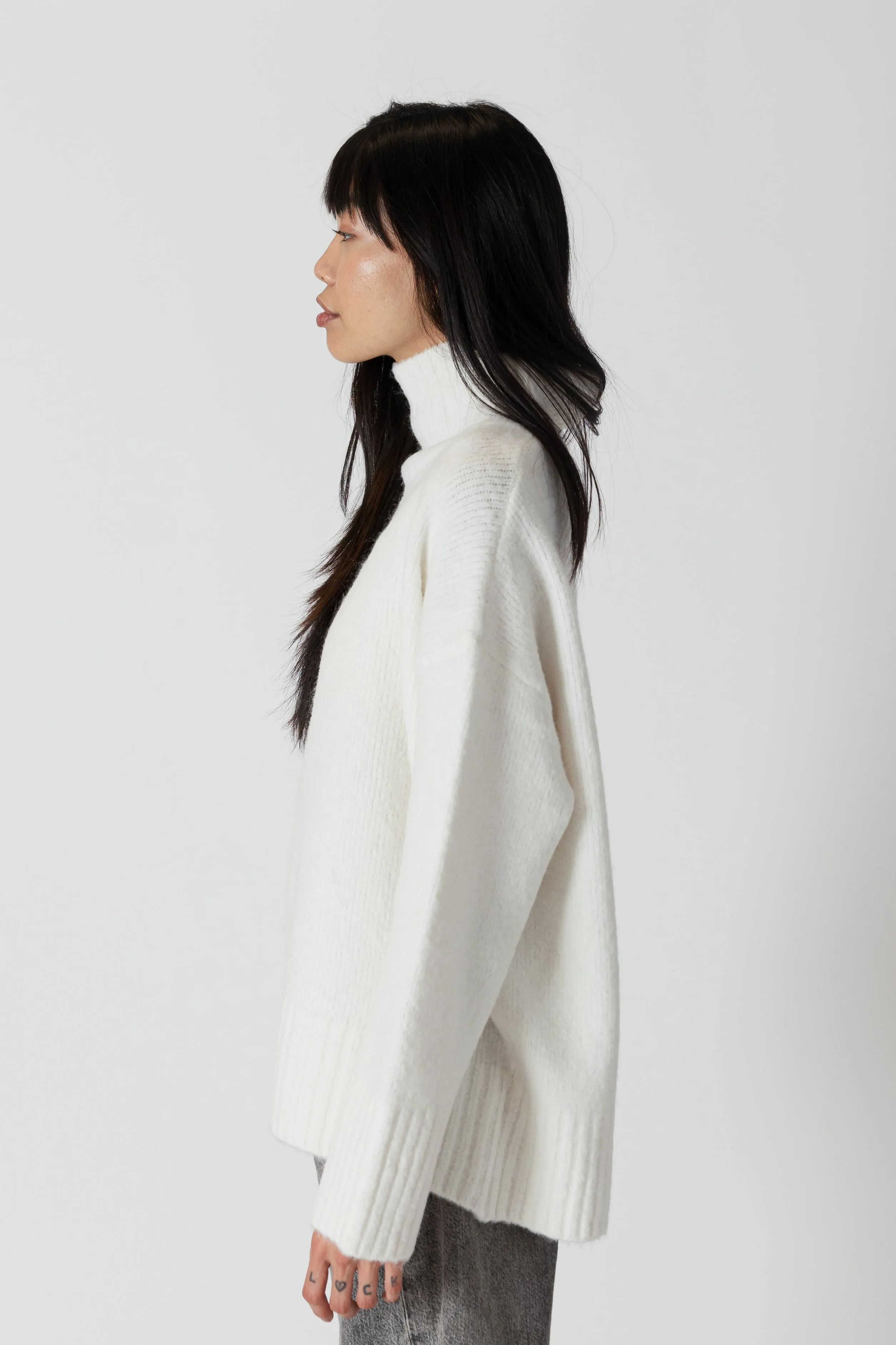 OLIVER LUXE MOCKNECK SWEATER