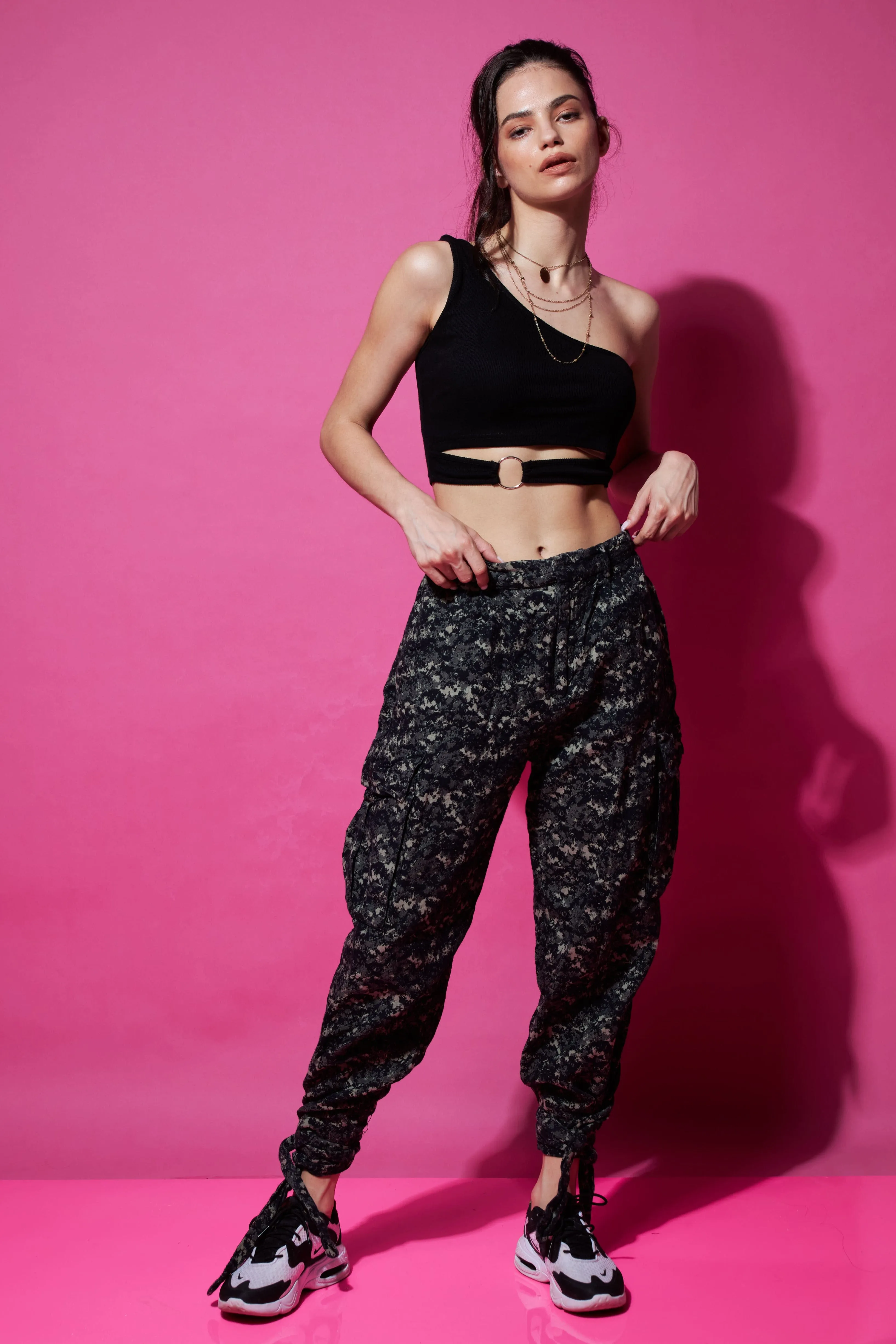 One shoulder ring Crop top