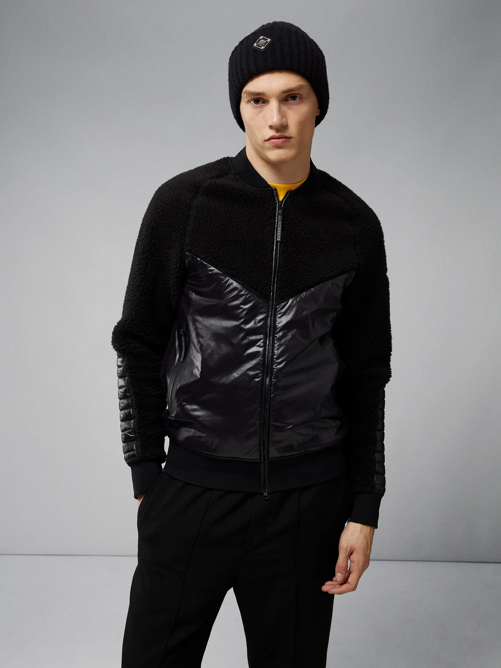 Pile Hybrid Jacket / Black