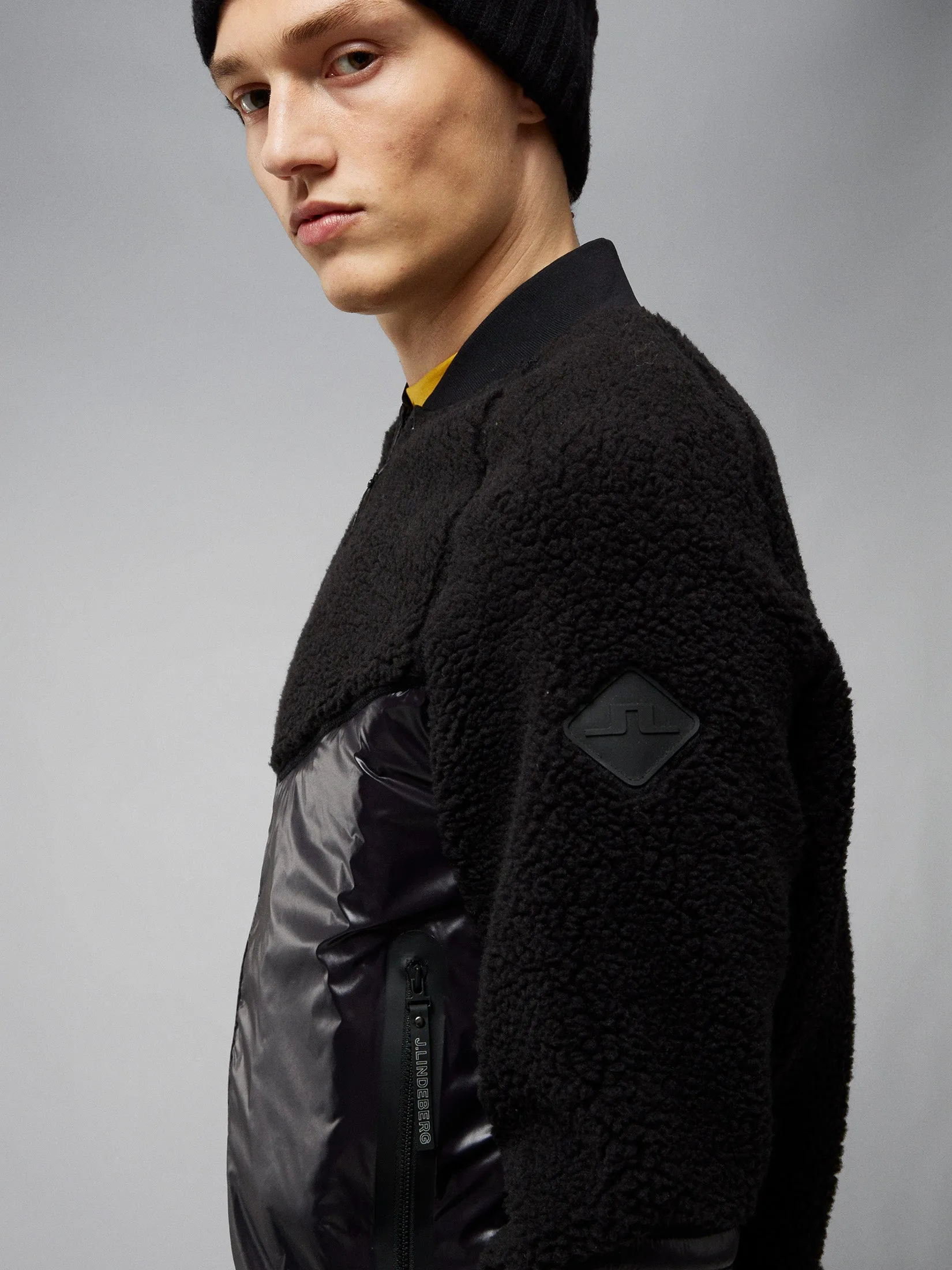 Pile Hybrid Jacket / Black