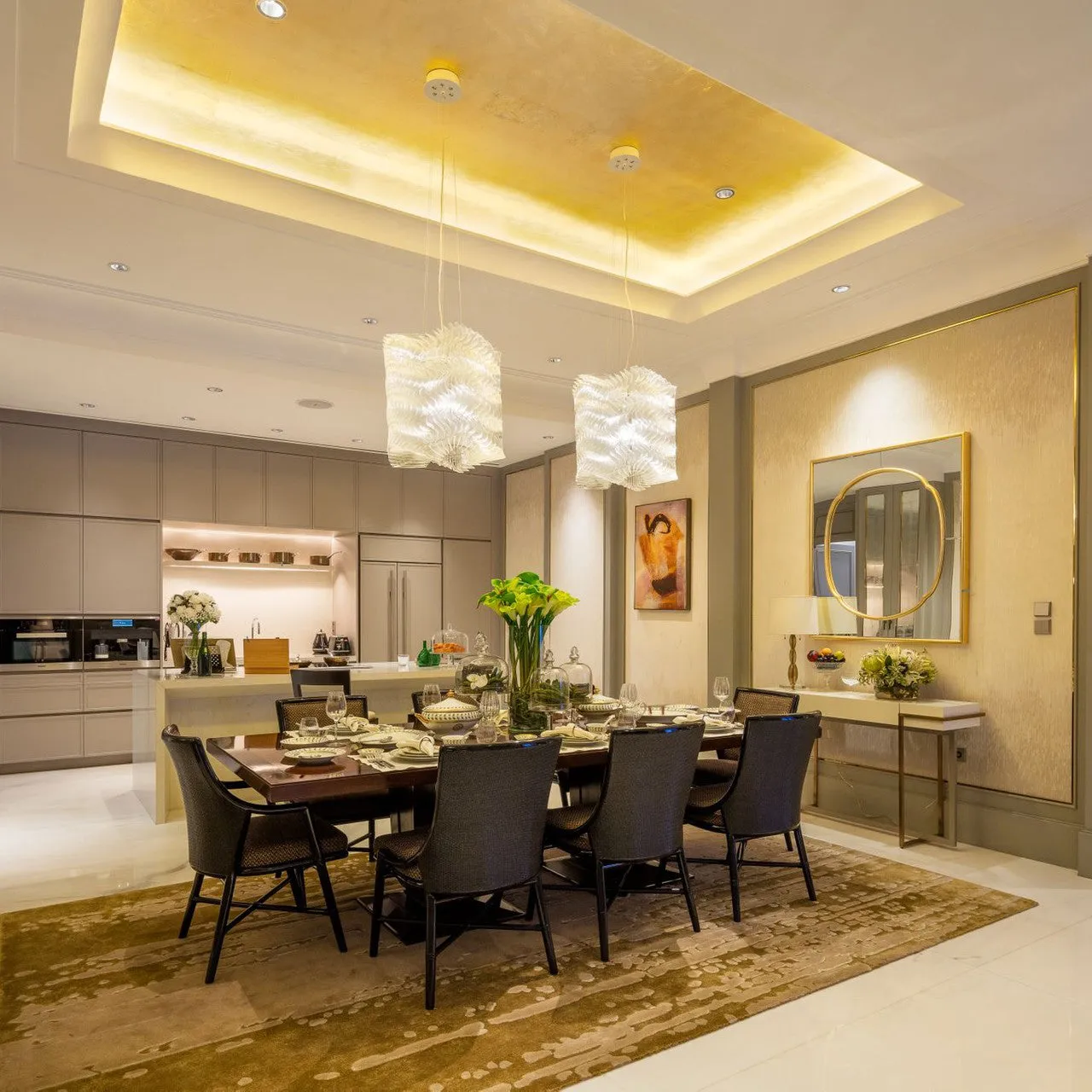 Plisse Sculpture Chandelier