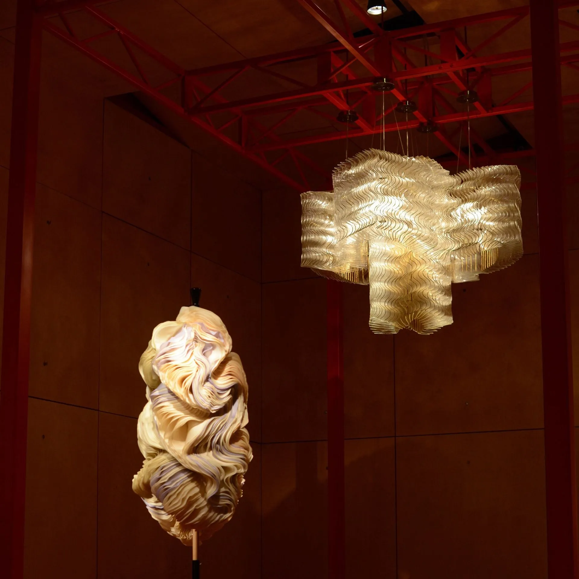 Plisse Sculpture Chandelier