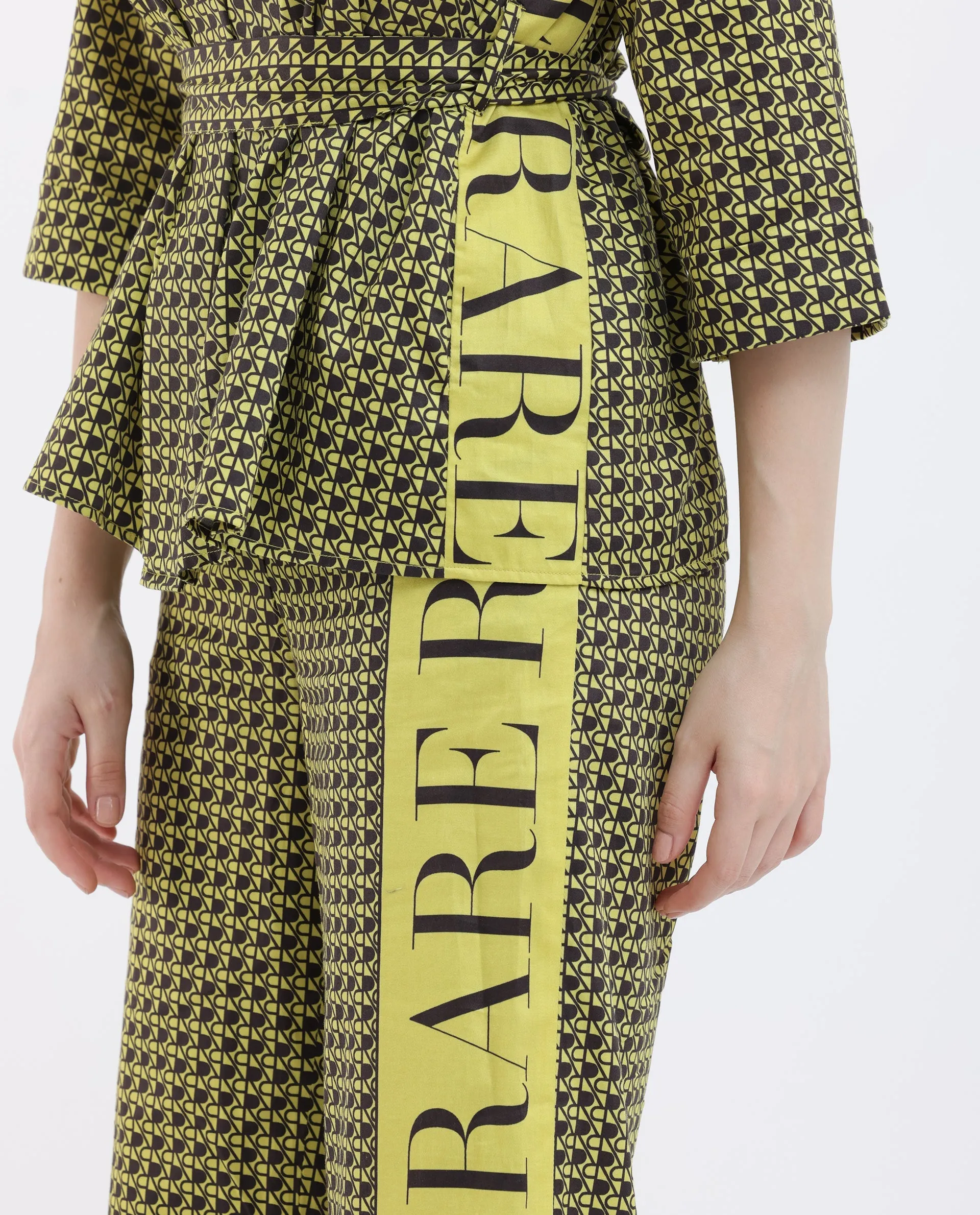 Rareism Women Geomo-T Yellow Cotton Fabric Full Sleeves Regular Fit Geometric Print Shrug