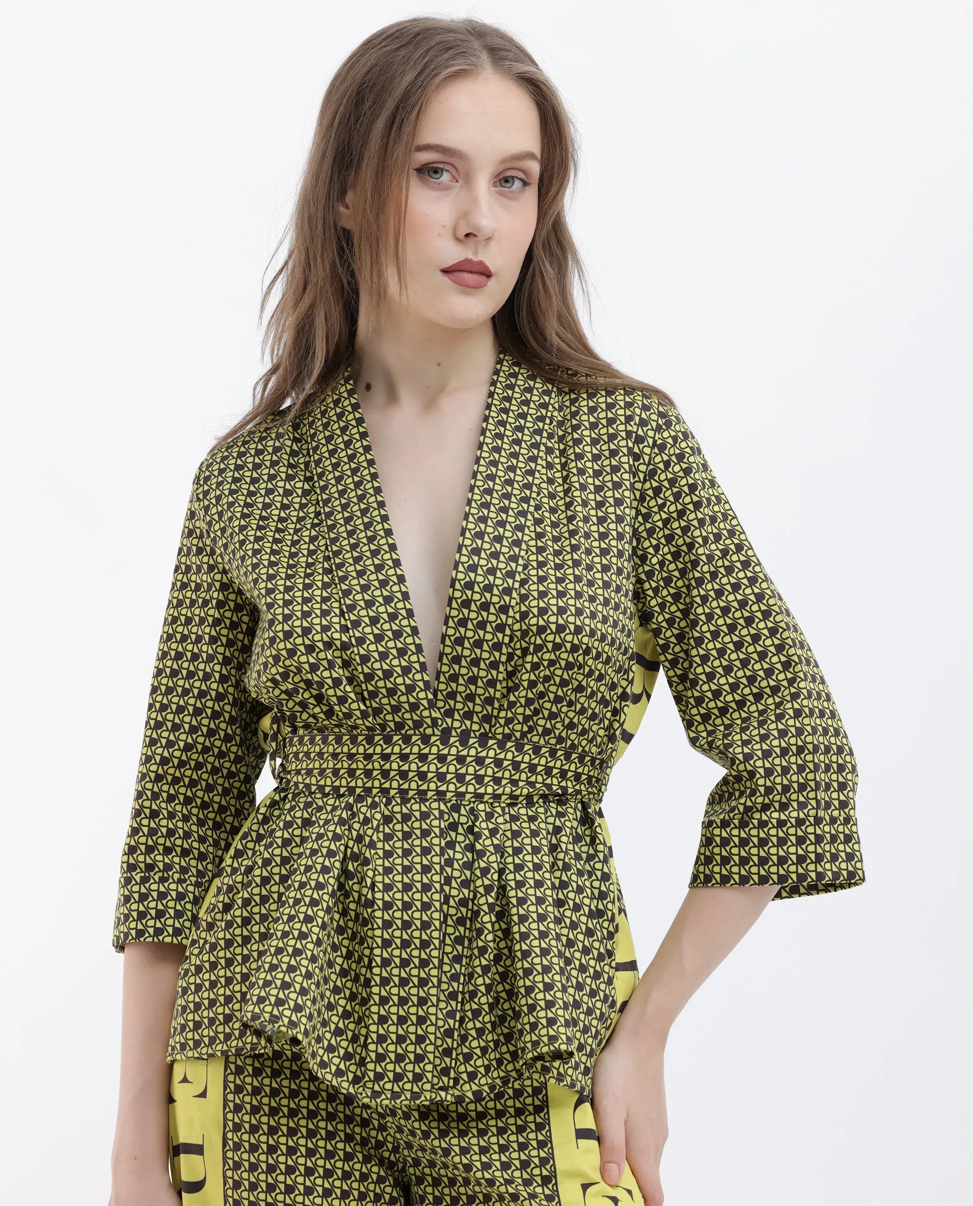 Rareism Women Geomo-T Yellow Cotton Fabric Full Sleeves Regular Fit Geometric Print Shrug