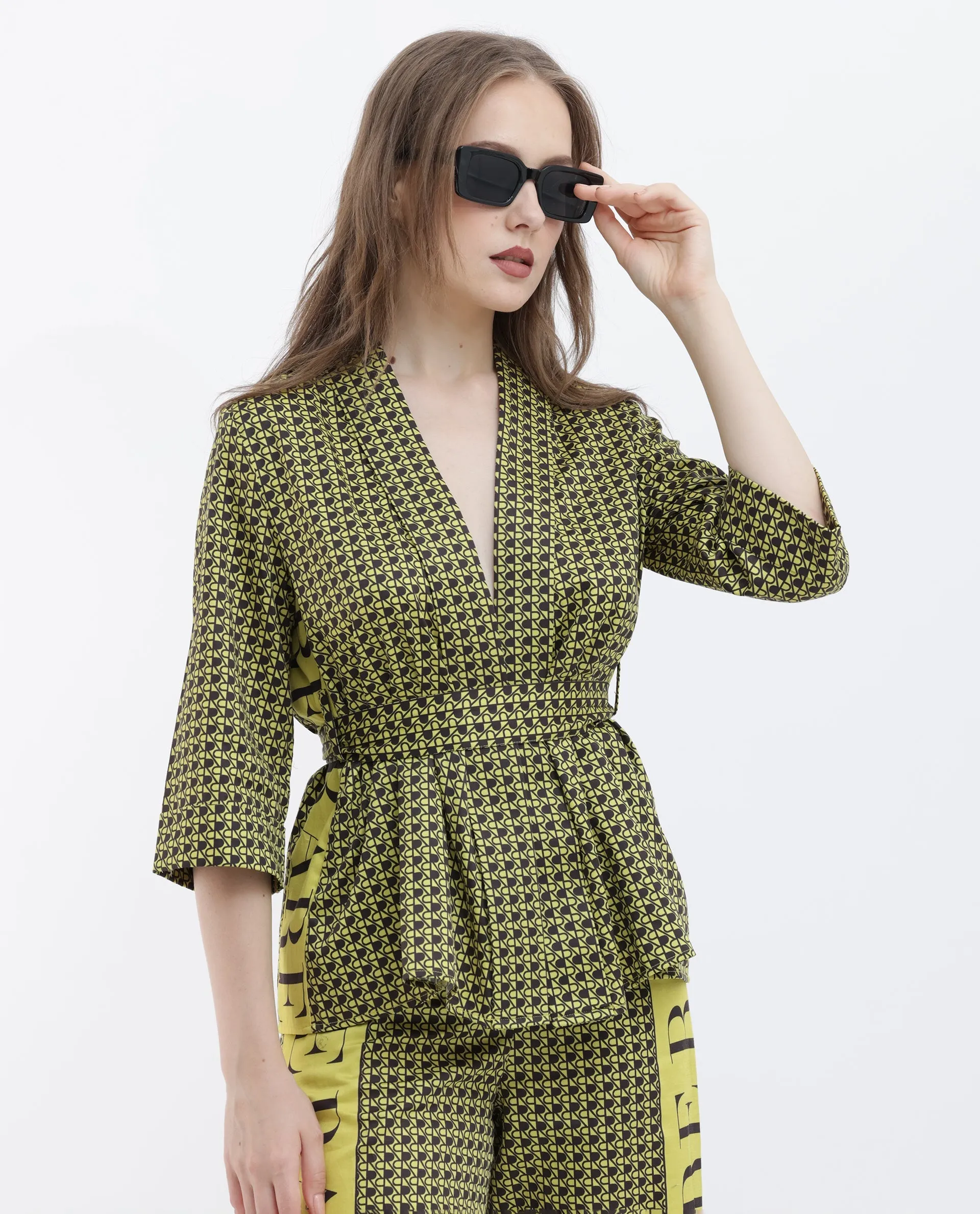 Rareism Women Geomo-T Yellow Cotton Fabric Full Sleeves Regular Fit Geometric Print Shrug