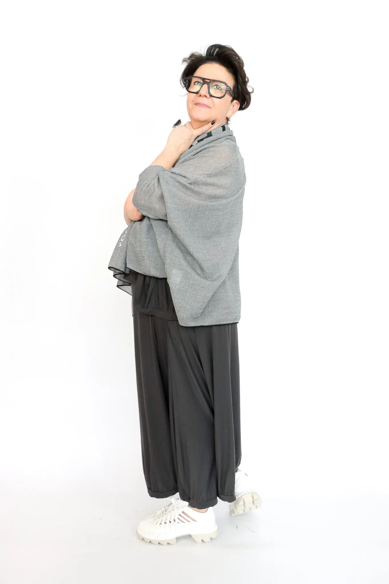Rundholz Black Label 350 7105 Shrug (2 colors)
