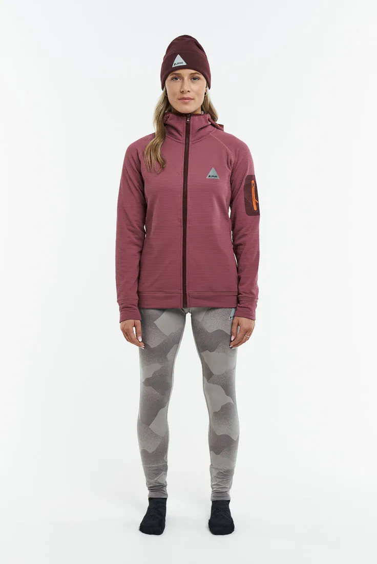 Teslin Layering