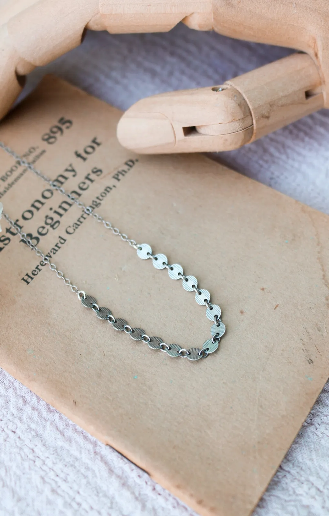 Textured Layering Chain
