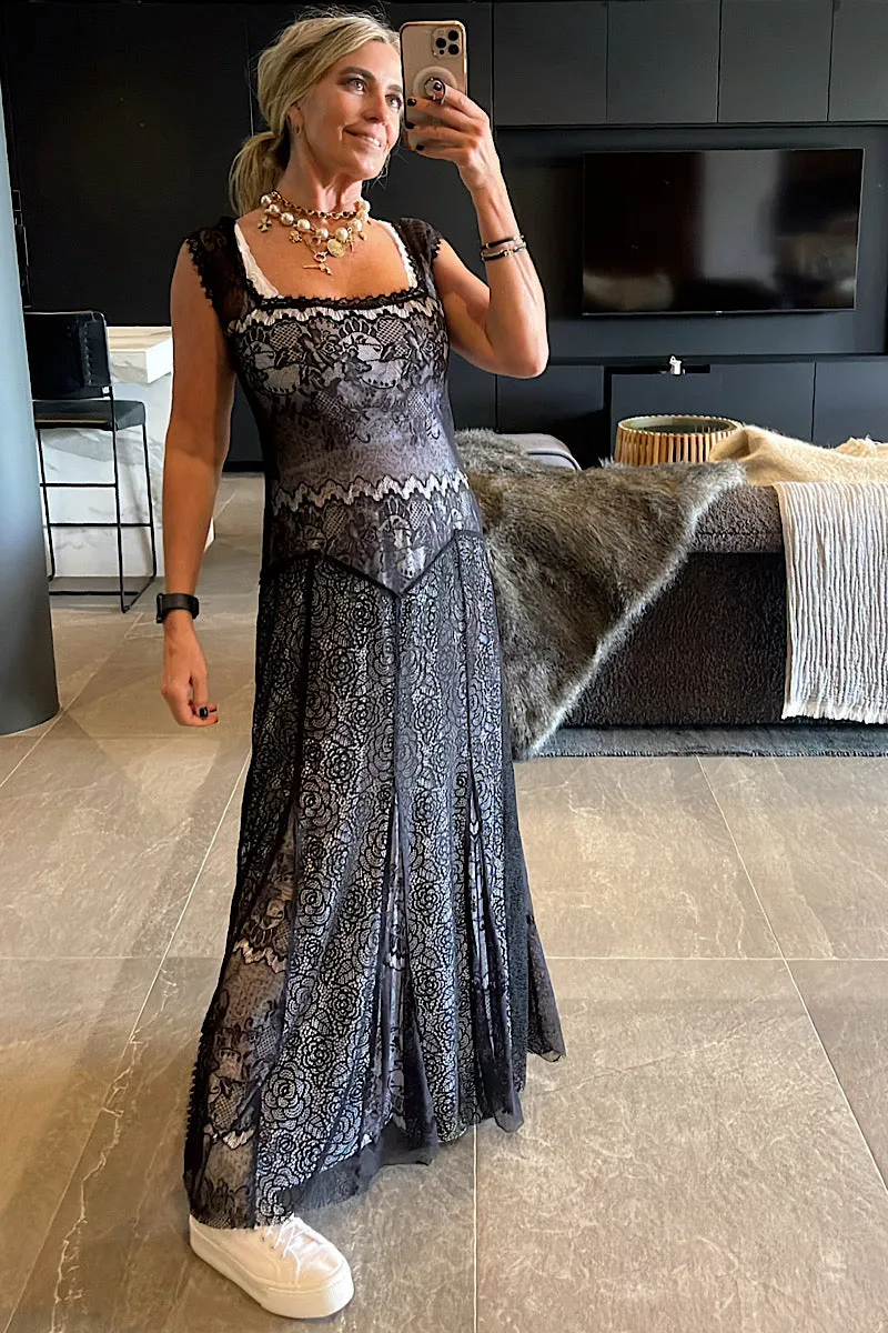 The Gypsy Girl Lace Dress