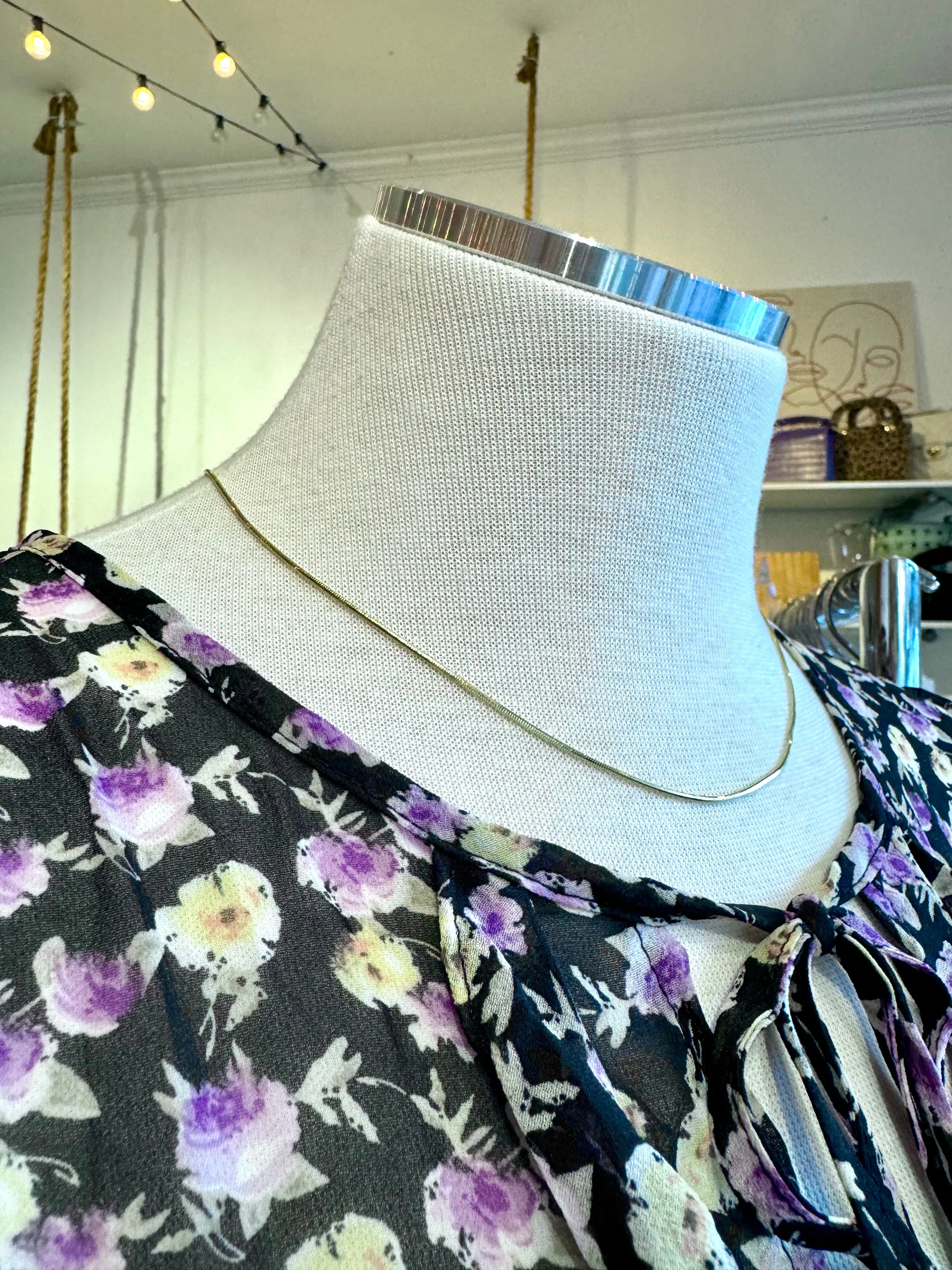 Thin Herringbone Chain Necklace