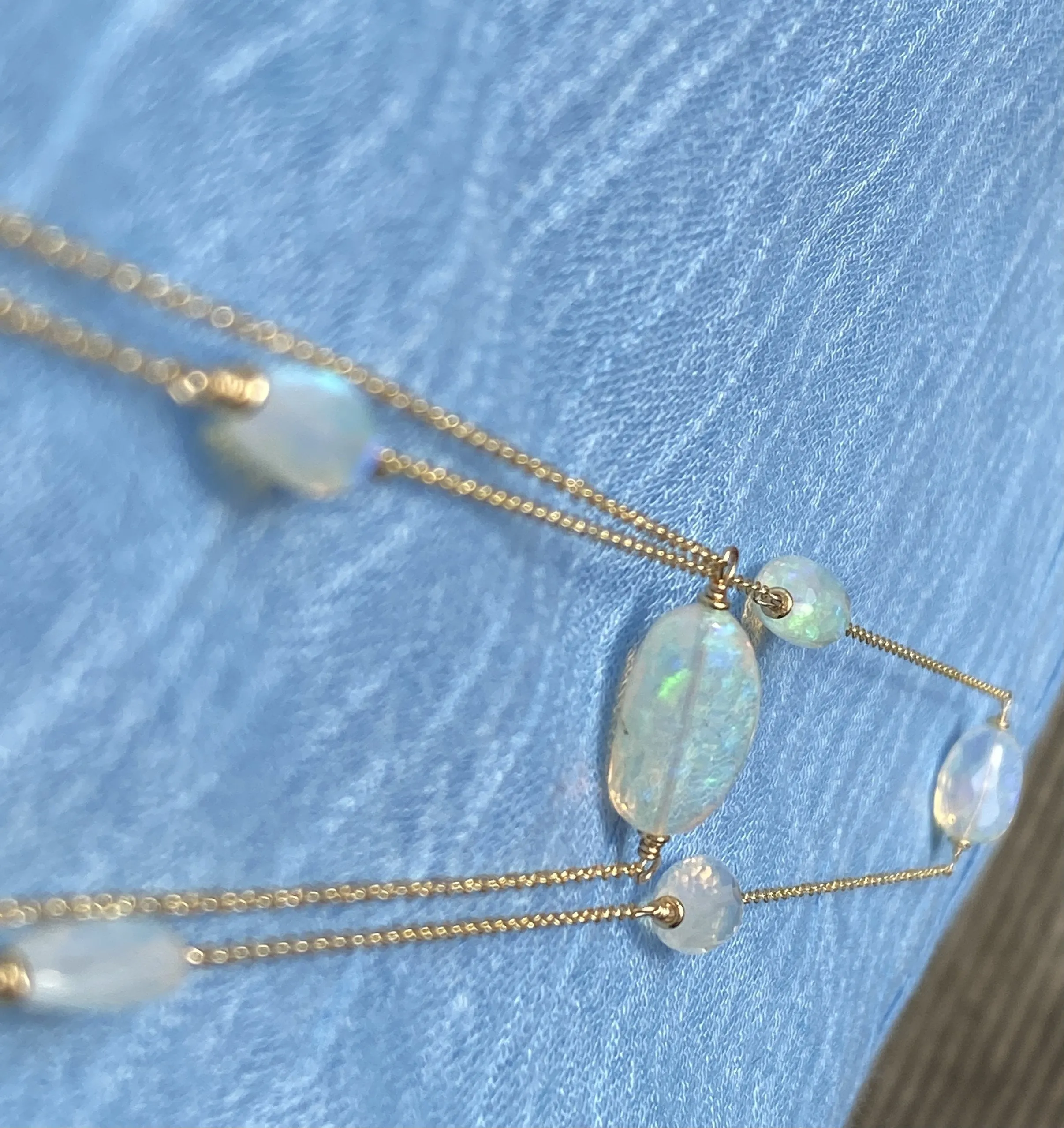 Welo Opal Single Layering Necklace